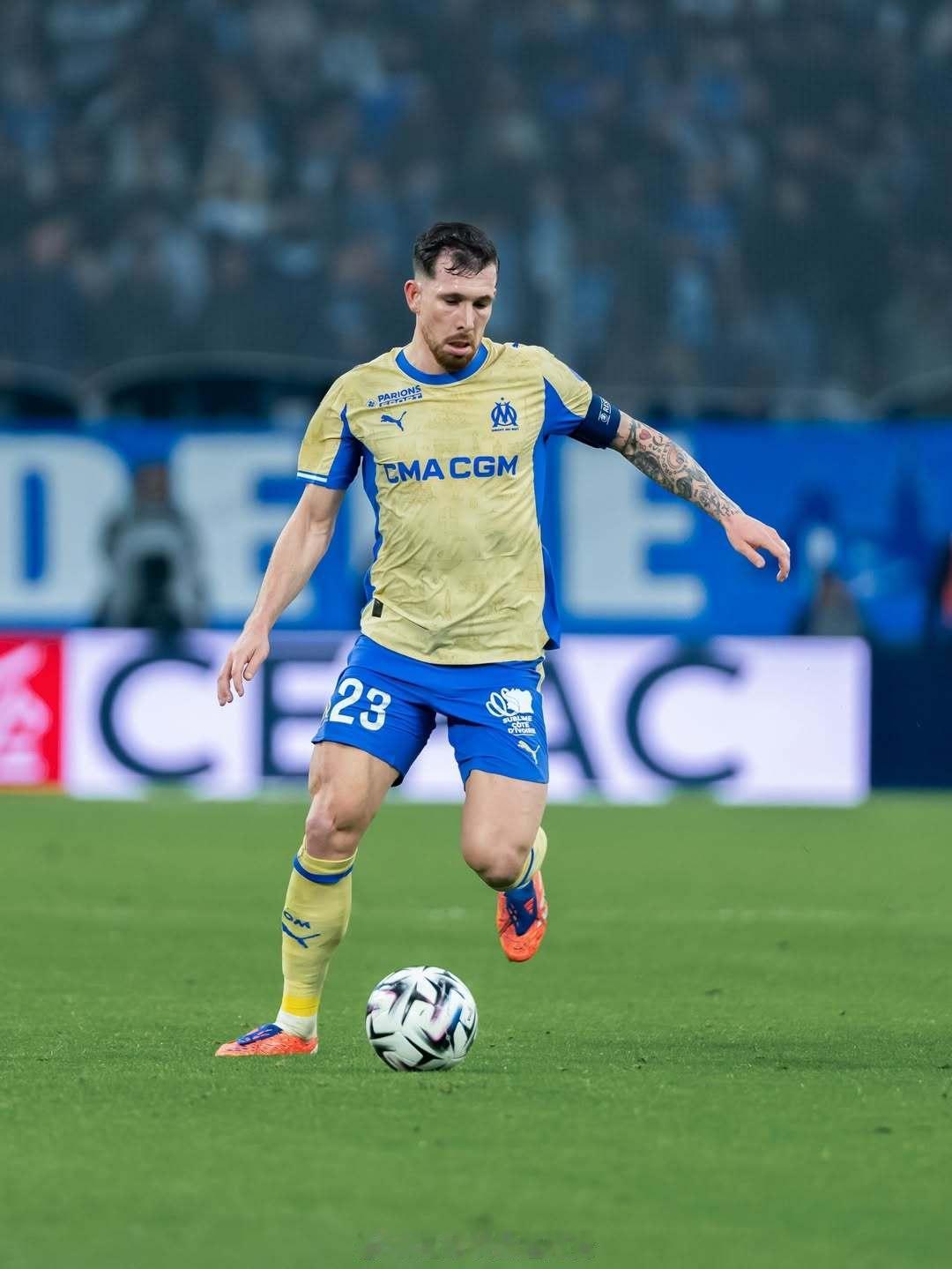 马赛限量第四球衣上身！贤聊球衣 球衣资讯 彪马