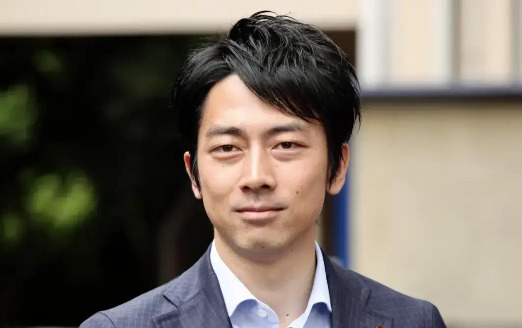 12日，日本称防相小泉进次郎和美国防长赫格塞思通话，双方共同对“中方近期行动”表