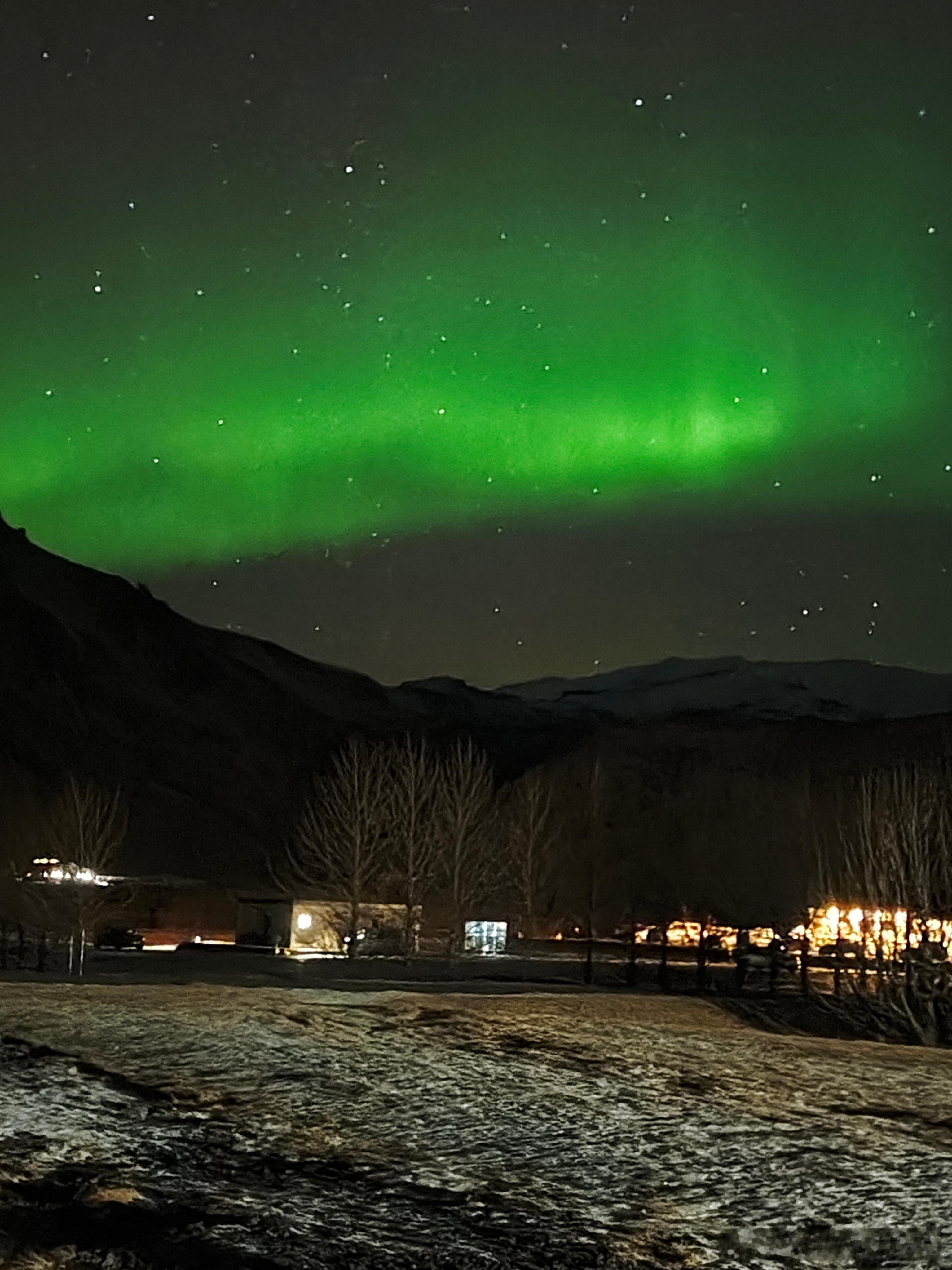 老马在路上 2026年2月14日（北京时间）一起在冰岛🇮🇸 斯科加瀑布旁见证