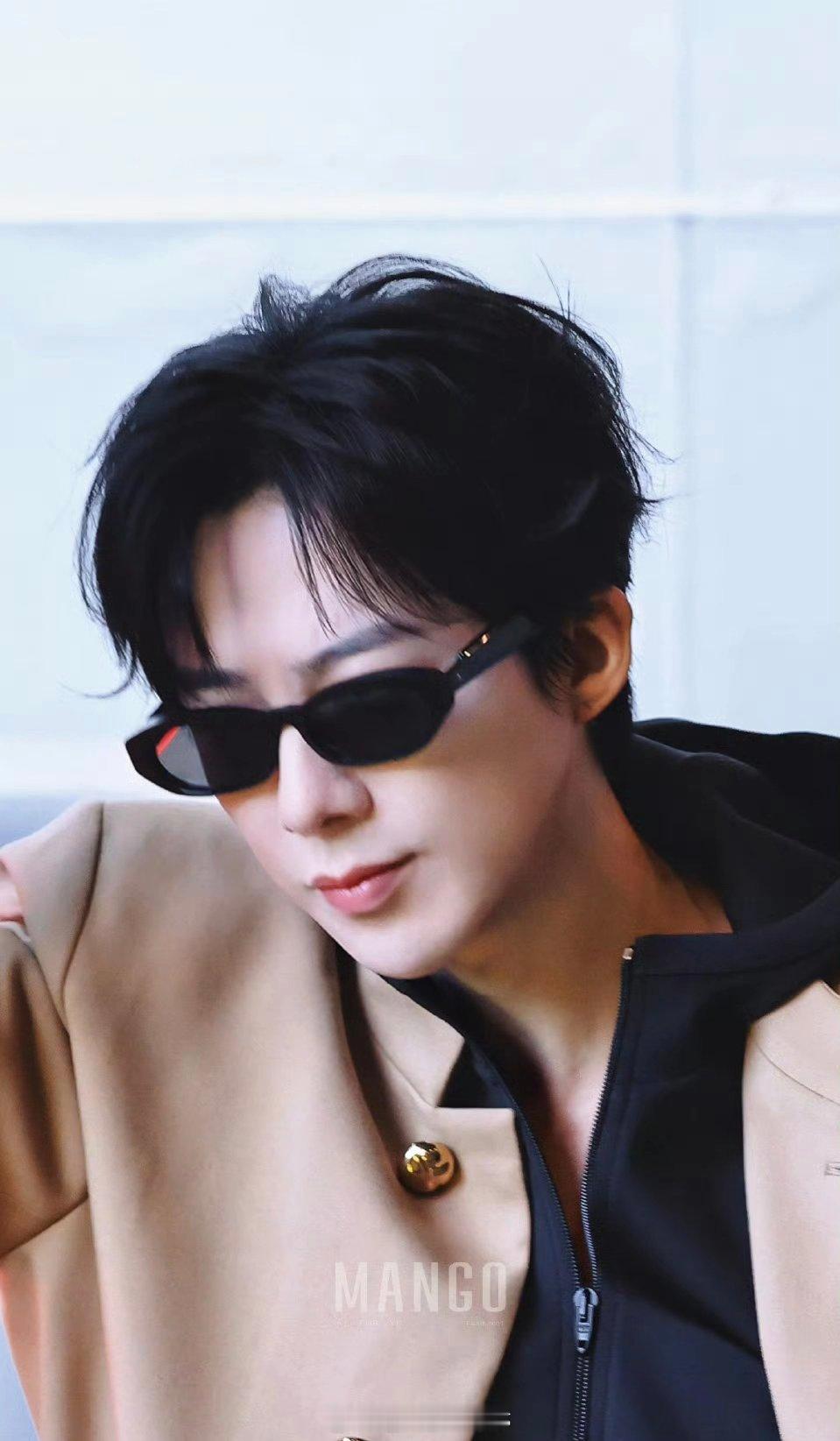 刘宇宁 音乐缘计划上班！太帅了这张脸