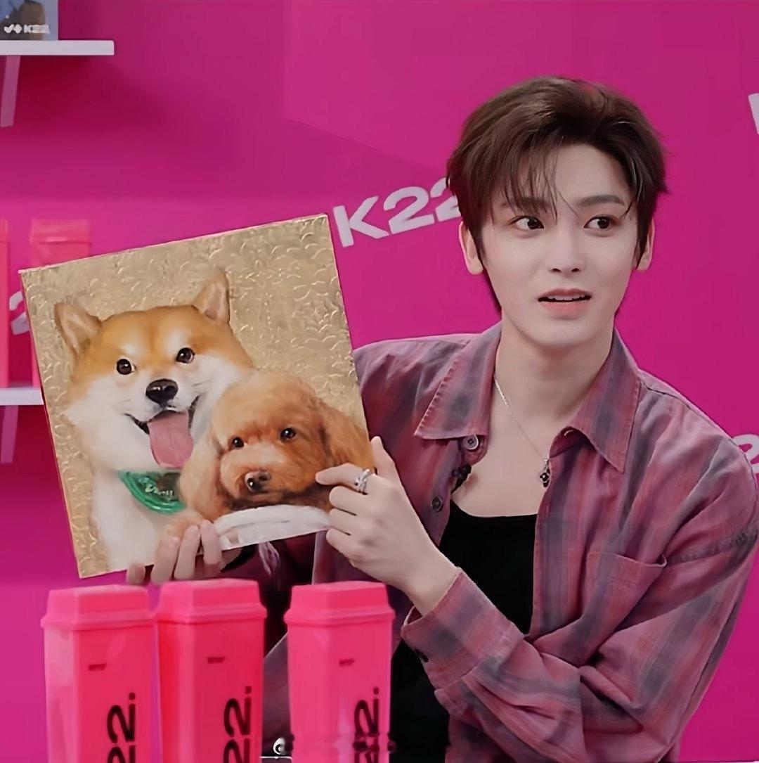 侯明昊今晚的直播：红红火火火龙果