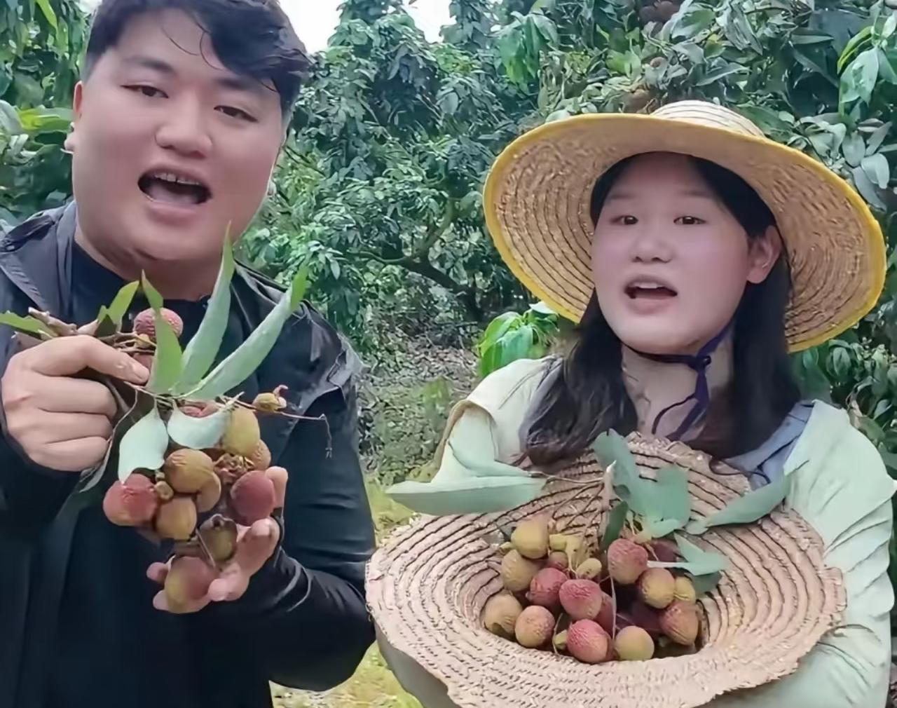 张家齐与全红婵的关系是真心好，这两天张家齐与全红婵的哥哥全进华一起直播带货。
