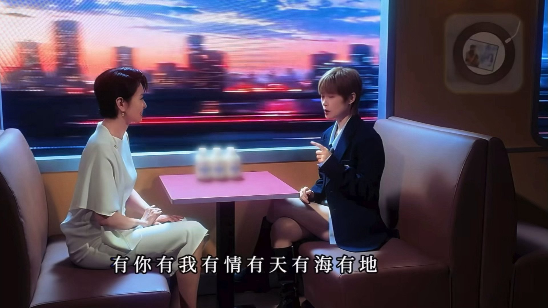 此女就该发出声音唱歌和讲话都好听