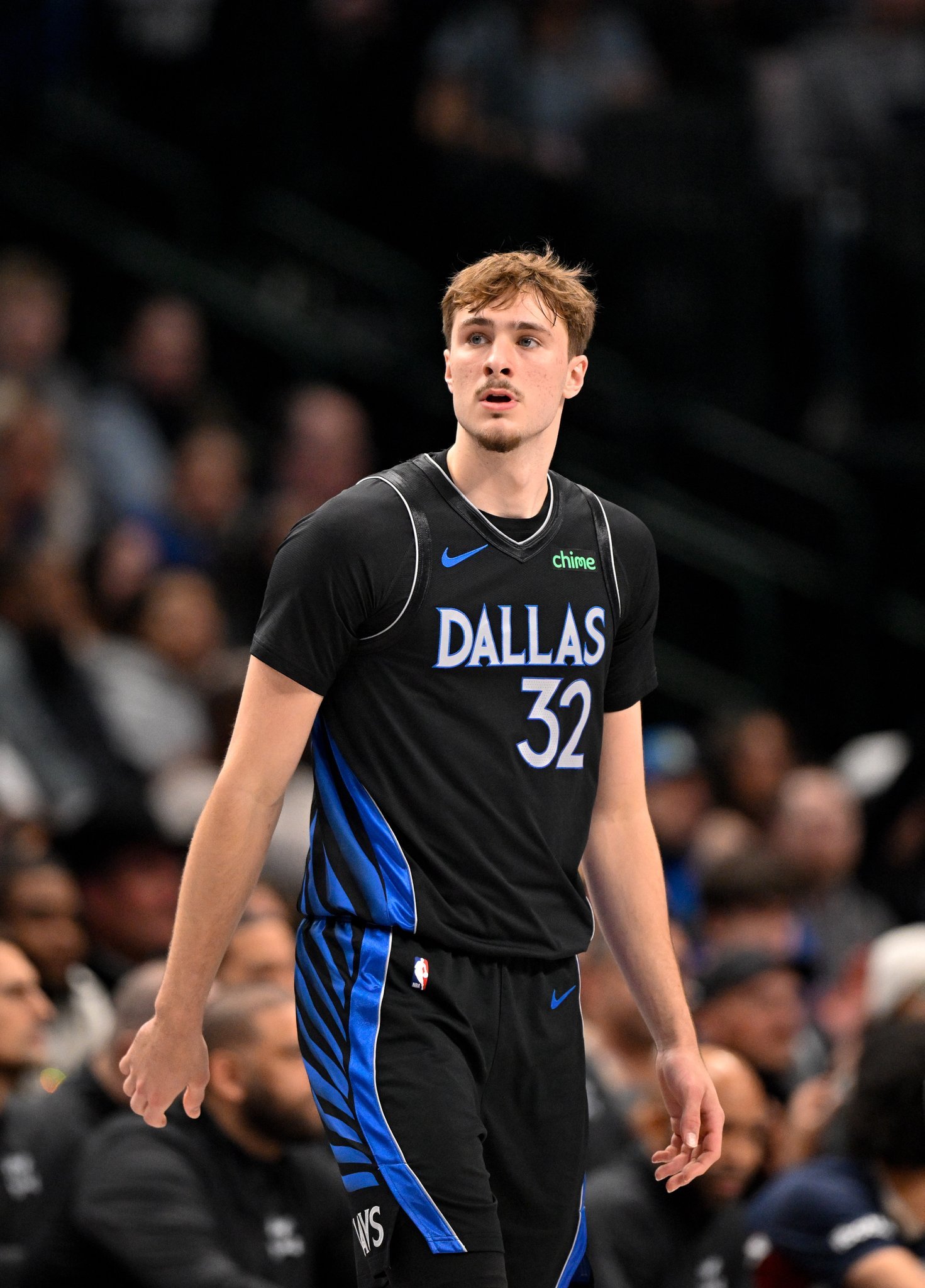 今日比赛核心轮换伤病报告：弗拉格、克里斯蒂、加福德、华盛顿将缺席今天的比赛。剩下