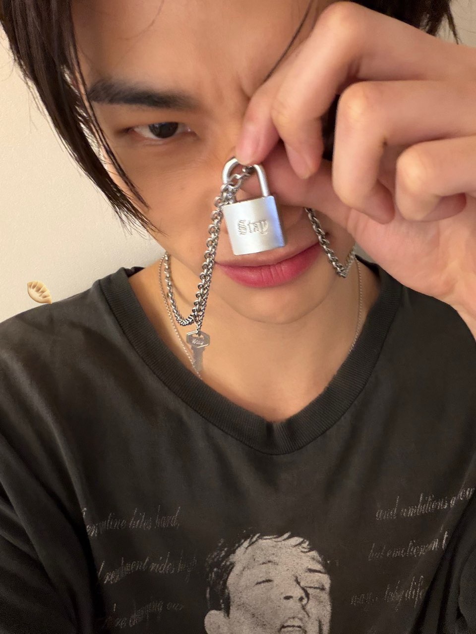 黄铉辰粉丝吃这么好 
