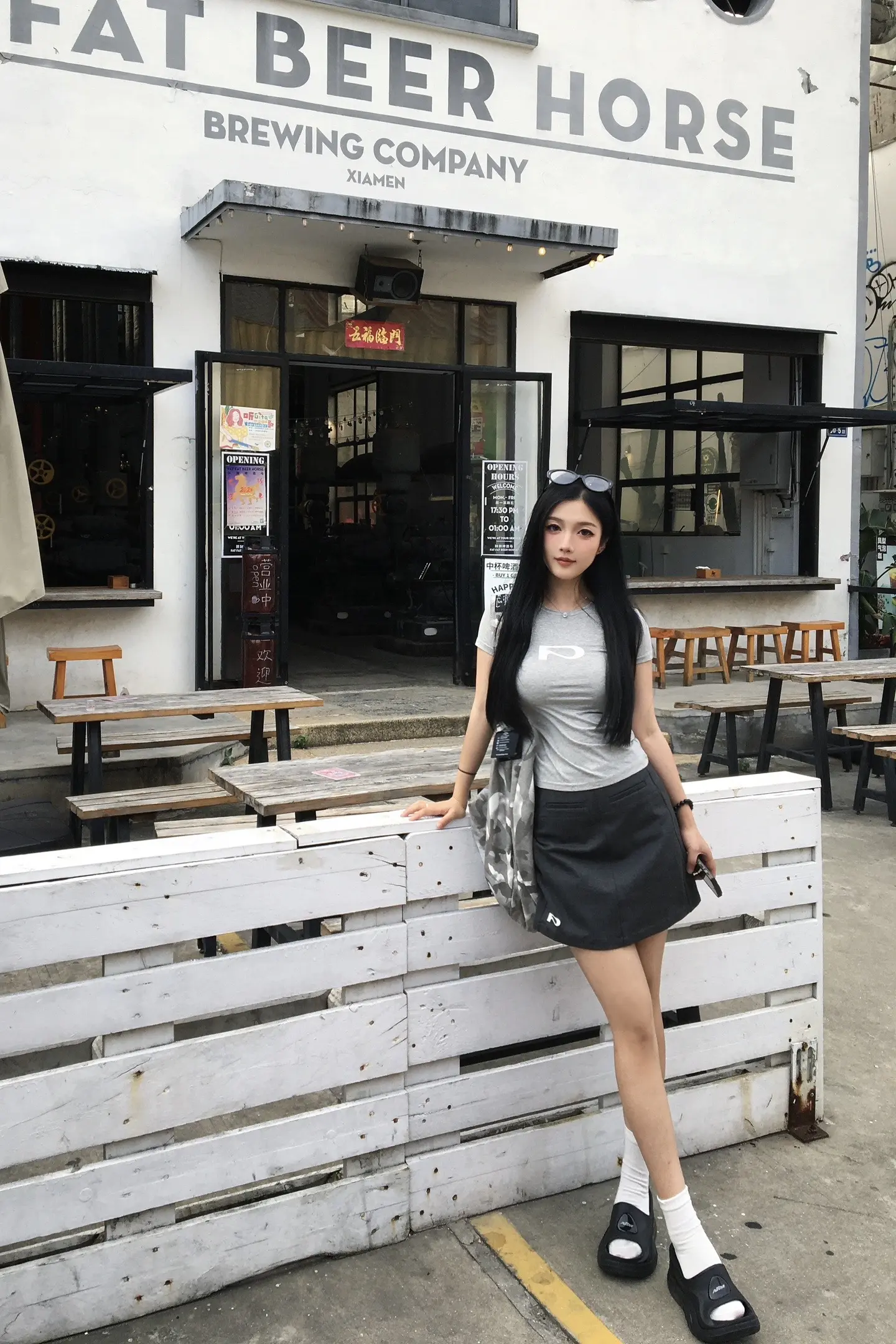 还是你比较牛 无论对方怎么伤害你 只要发现里面有一点点爱 你就回味无穷
