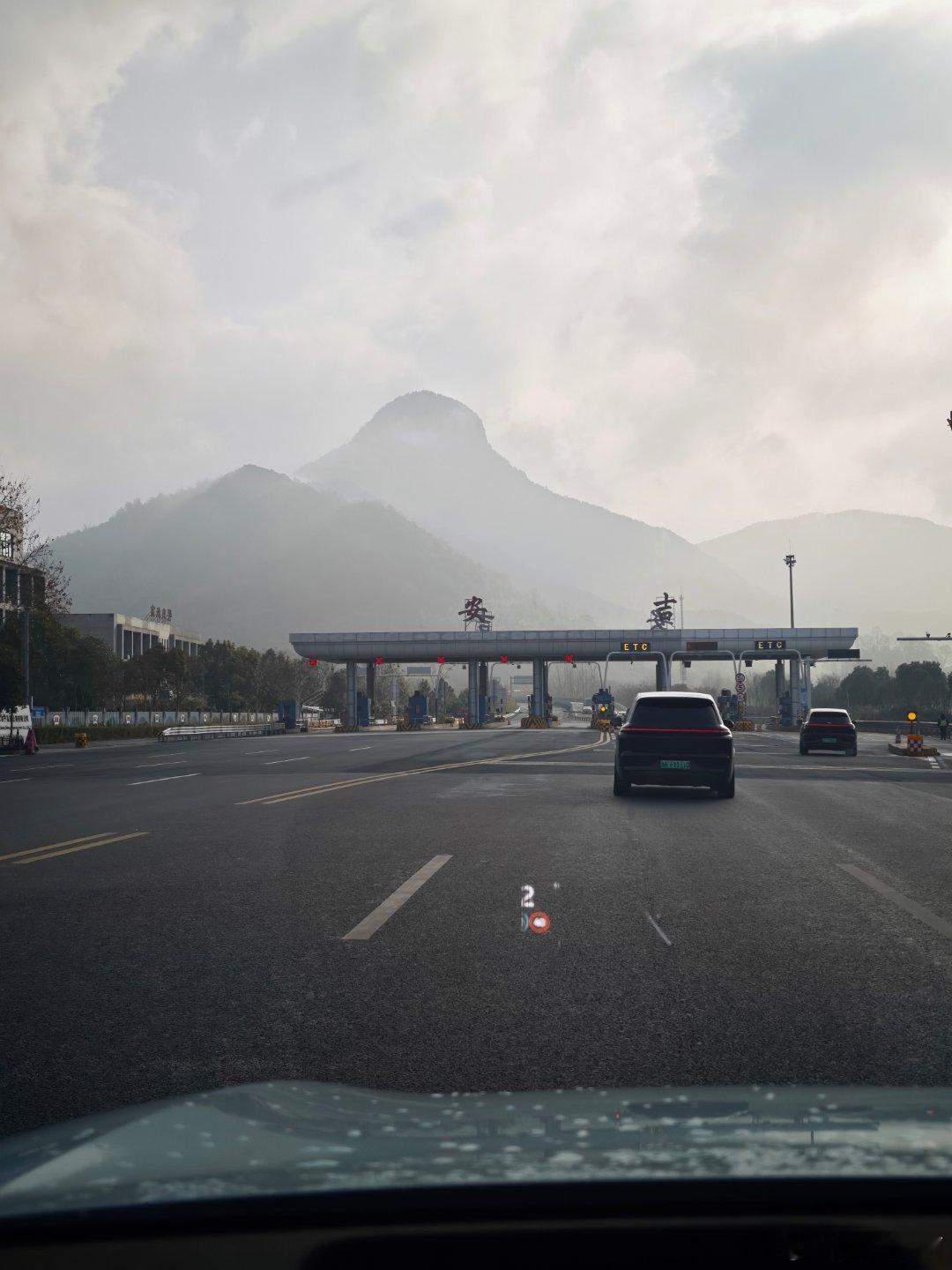 上周末去安吉赶雪，回程天气不错道路也干了，用上了最新版本的NWM。归纳一下高速体