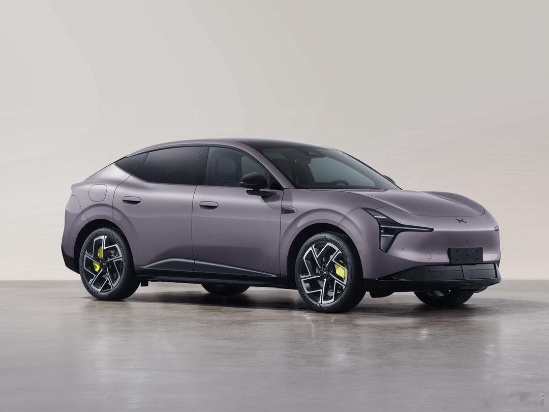 小鹏MONA的SUV原来叫L03，我觉得比M03看着好当时看谍照就觉得还不错，L