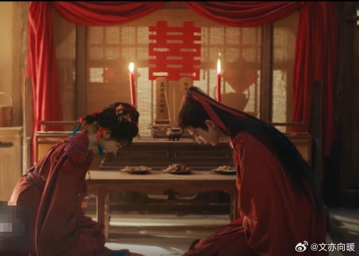 田曦薇与谭松韵新剧对垒，谁能抢占爆款先机？田曦薇与谭松韵两位流量小花新剧未播，便