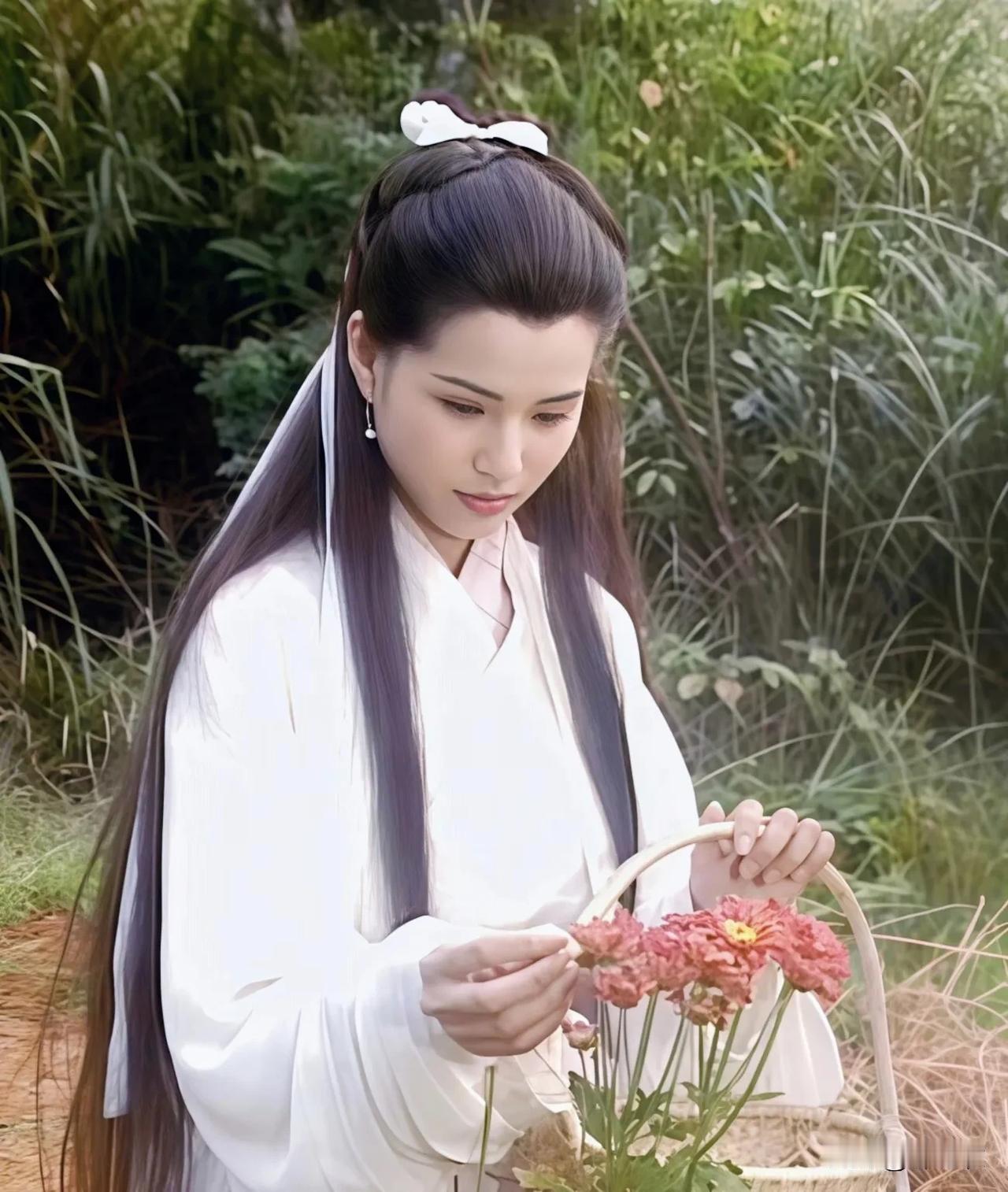 我小时候是捞不着电视剧看的神雕侠侣，所以《神雕侠侣》这部剧我看的是断断续续的，大