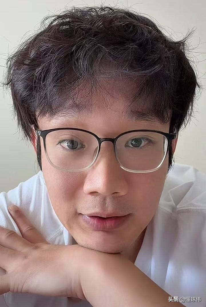 丁彦雨航谈胡明轩：

“中国男篮对阵卡塔尔男篮的那场比赛，我肯定是看了，反正不管