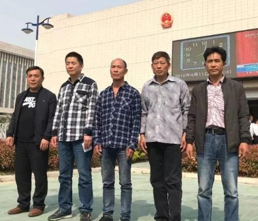 1996年，5名无辜青年蒙冤入狱，被关押了21年后才无罪释放，令人惊讶的是，5人
