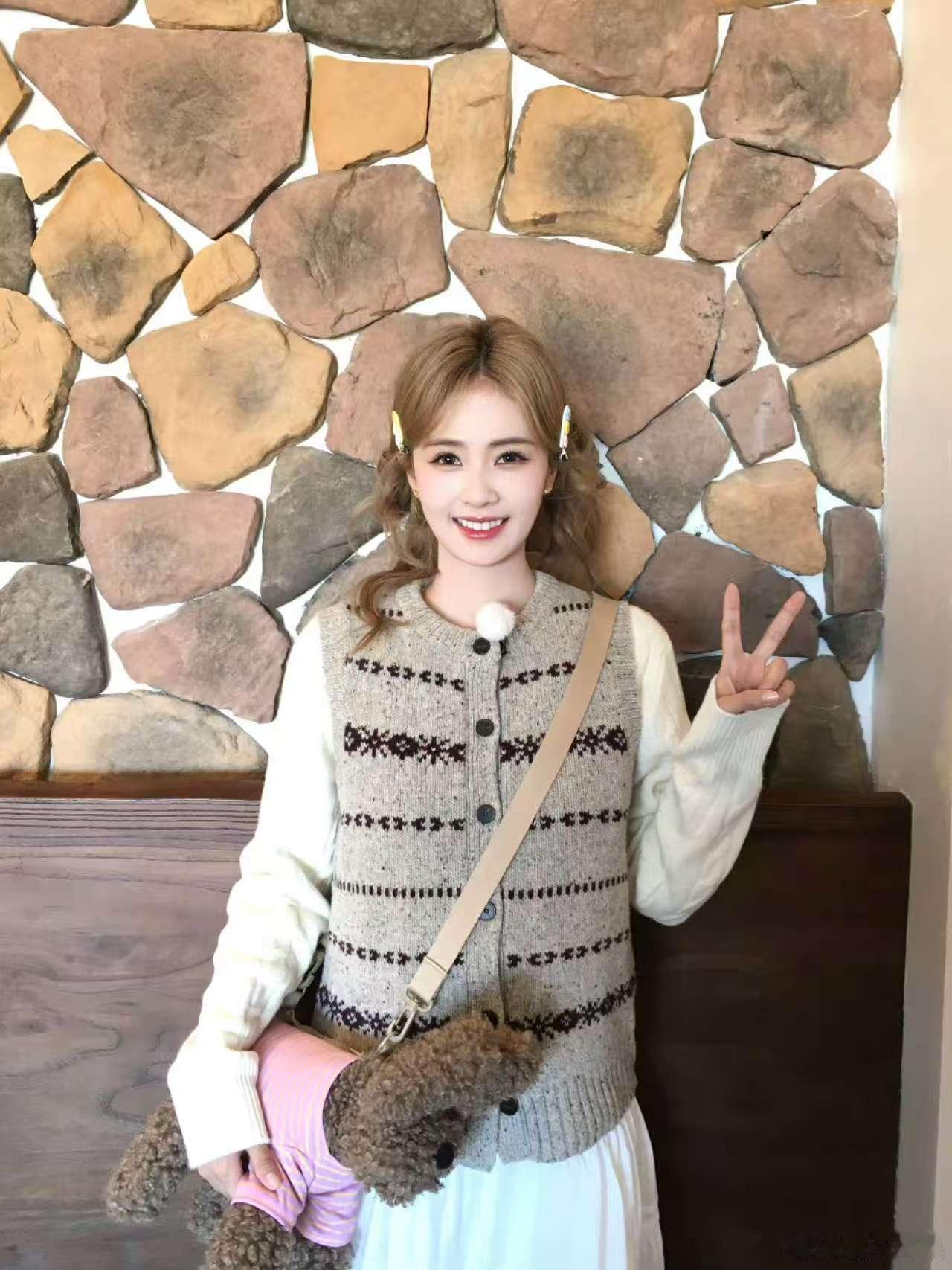 白鹿焦糖奶油小蛋糕，好看，