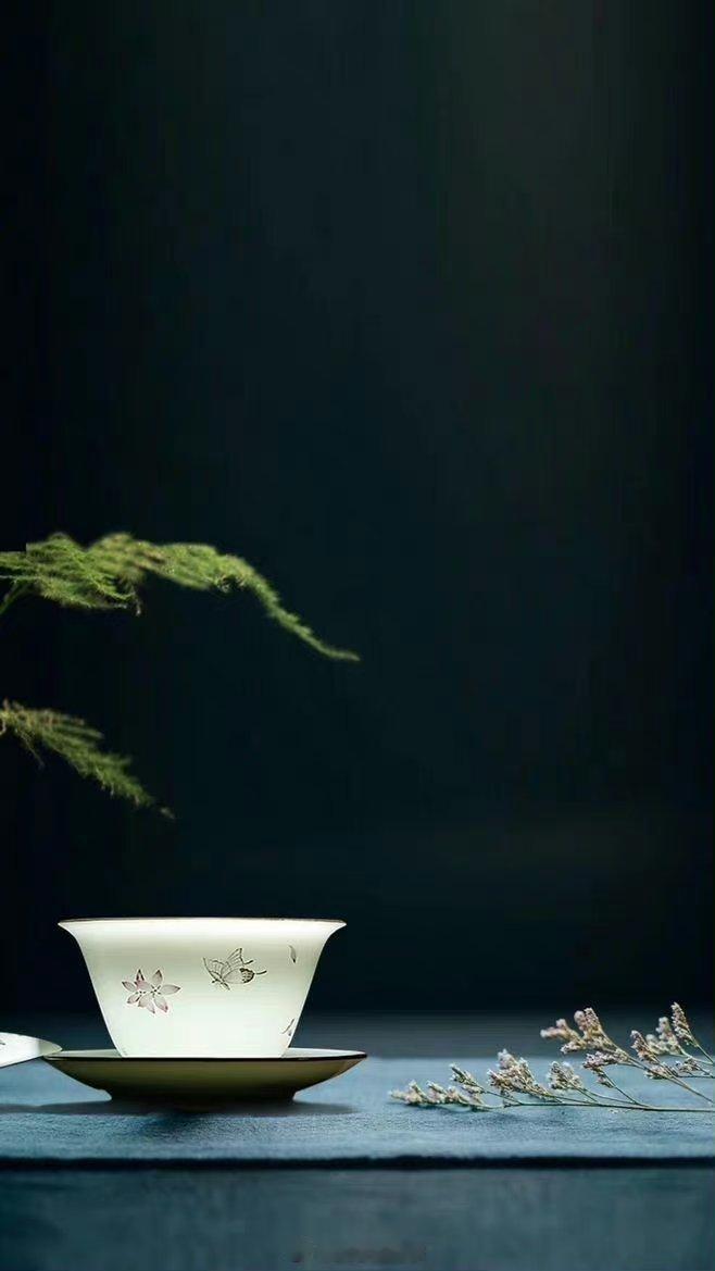 不吃闲饭，不看冷脸；不掩己拙，不揭人短；不失童趣，不露媚颜；不笑人穷，不欠人钱；