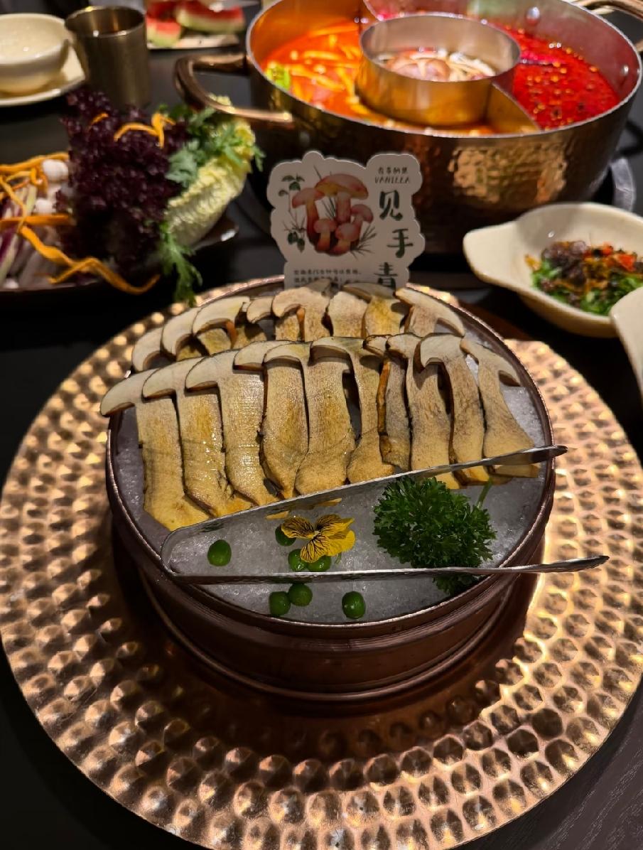 在聊城也能吃到正宗的云南火锅啦！这家香草纳果·云南火锅，真的是让人一试难忘，几天