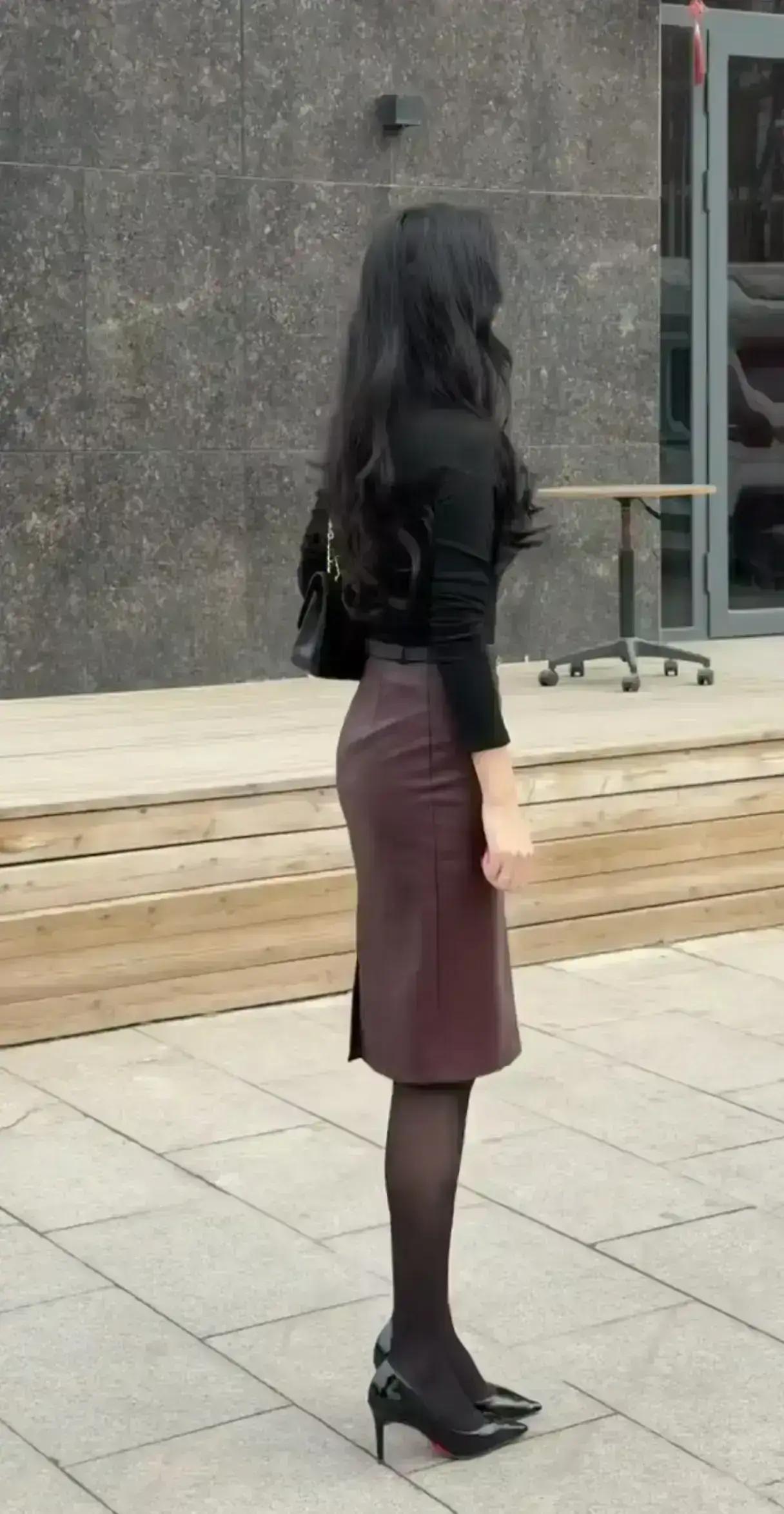 一家公司若是开始过分狠抓考勤、苛抠纪律，一味纠结各种流于表面的细碎规矩，这从来都