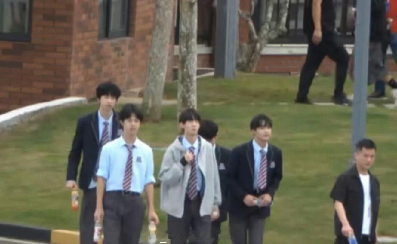 我们的少年时代2我们的少年时代2群演路透，TF家族四代参演：张桂源 张函瑞 王橹