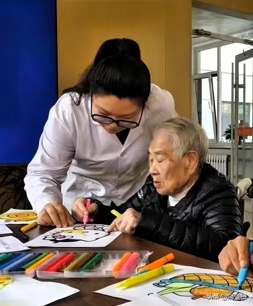 真心话，哪怕他80岁了呢，你的这种行为，你以为是孝，实际上是正在把老人助推到不能