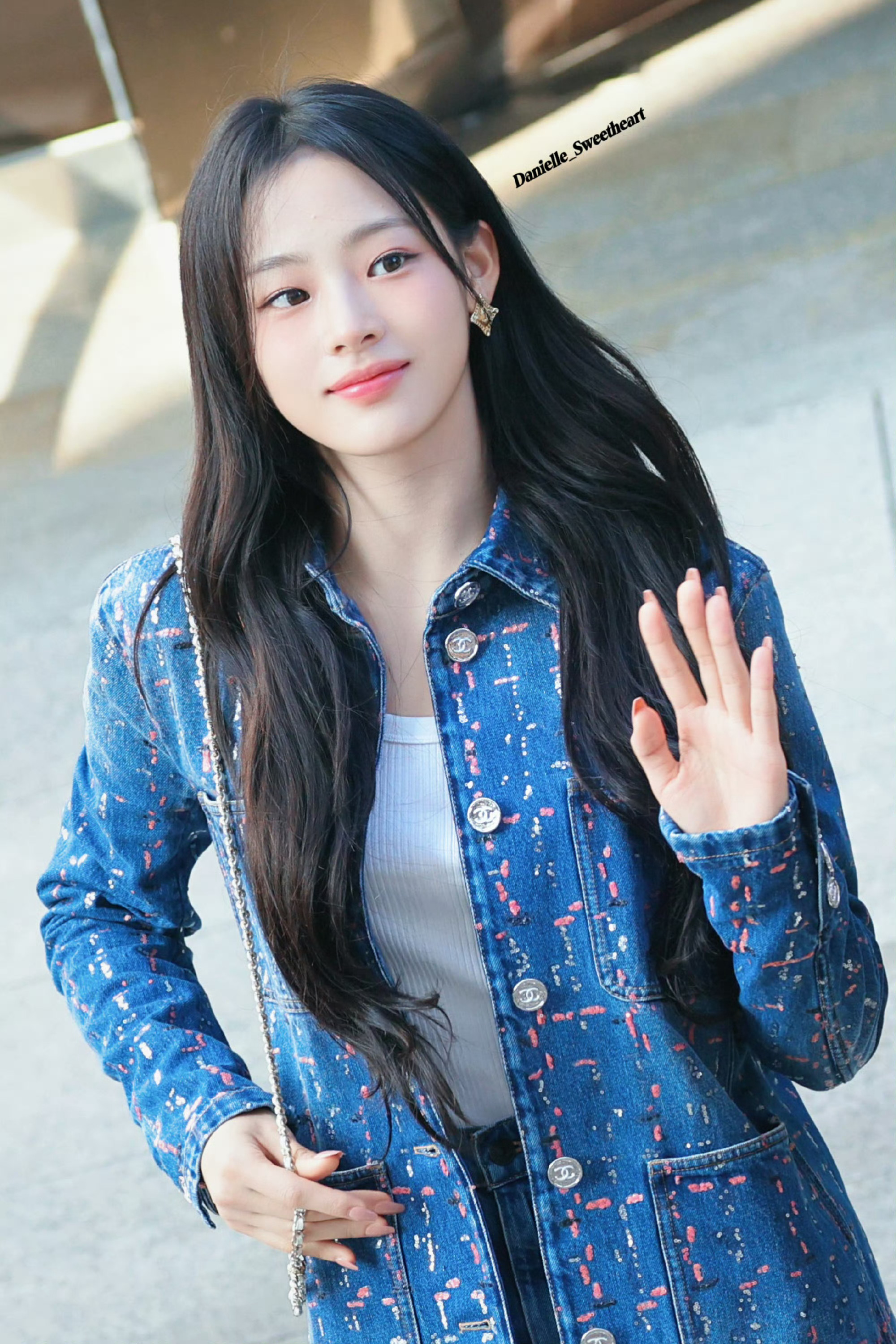 谢谢愚人节我还能看到其他角度的没见过的你 