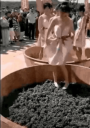 1 天呐！难道美女就没有脚气的吗？[震惊]
2 解锁新技能，这身材绝了！
3 这