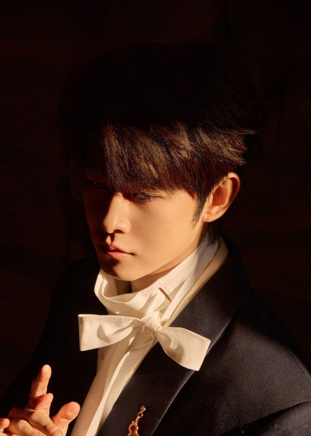 田嘉瑞今天好撕漫男啊~，期待田嘉瑞央视总台跨年晚会《启航2026》舞台的精彩表现