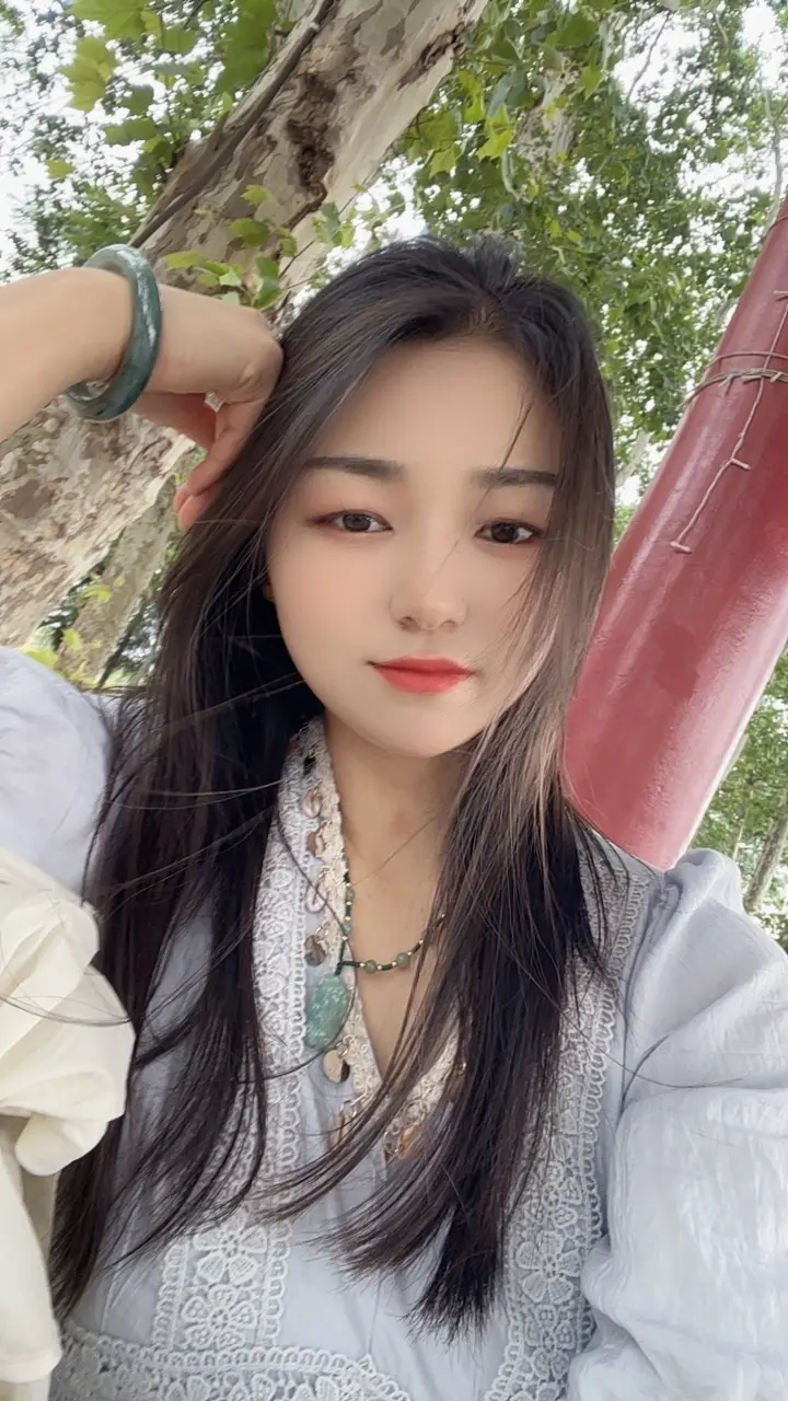 海与风，温与柔，爱与不爱皆自由。