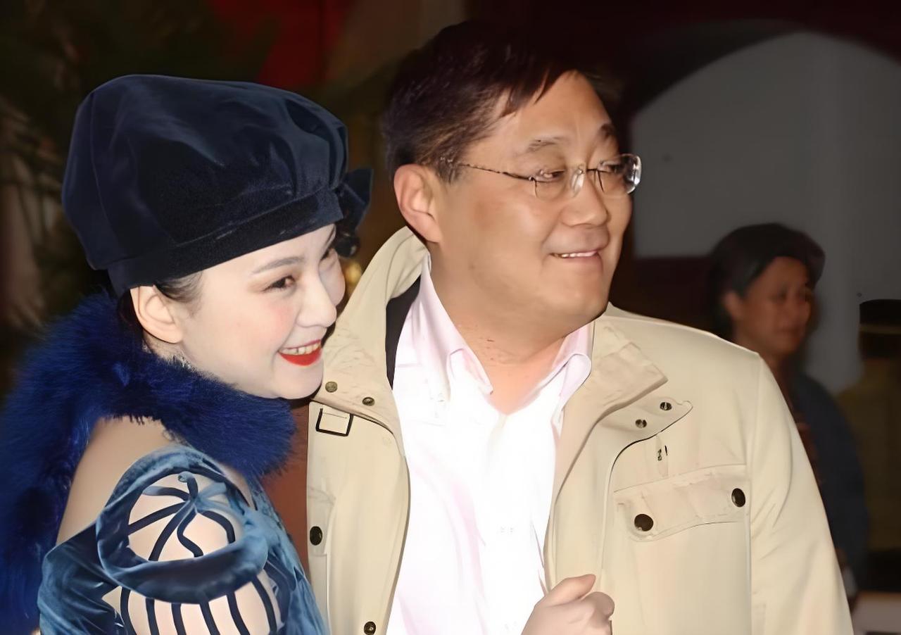 早在2005年，王京花提出离开华谊，她问旗下的艺人：“有谁想跟我走？”几十个艺人