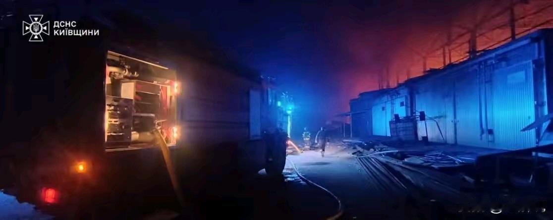 两童惨死图阿普谢，普京报仇不隔夜！俄军狂射659架无人机，北约教官被一锅端！4月