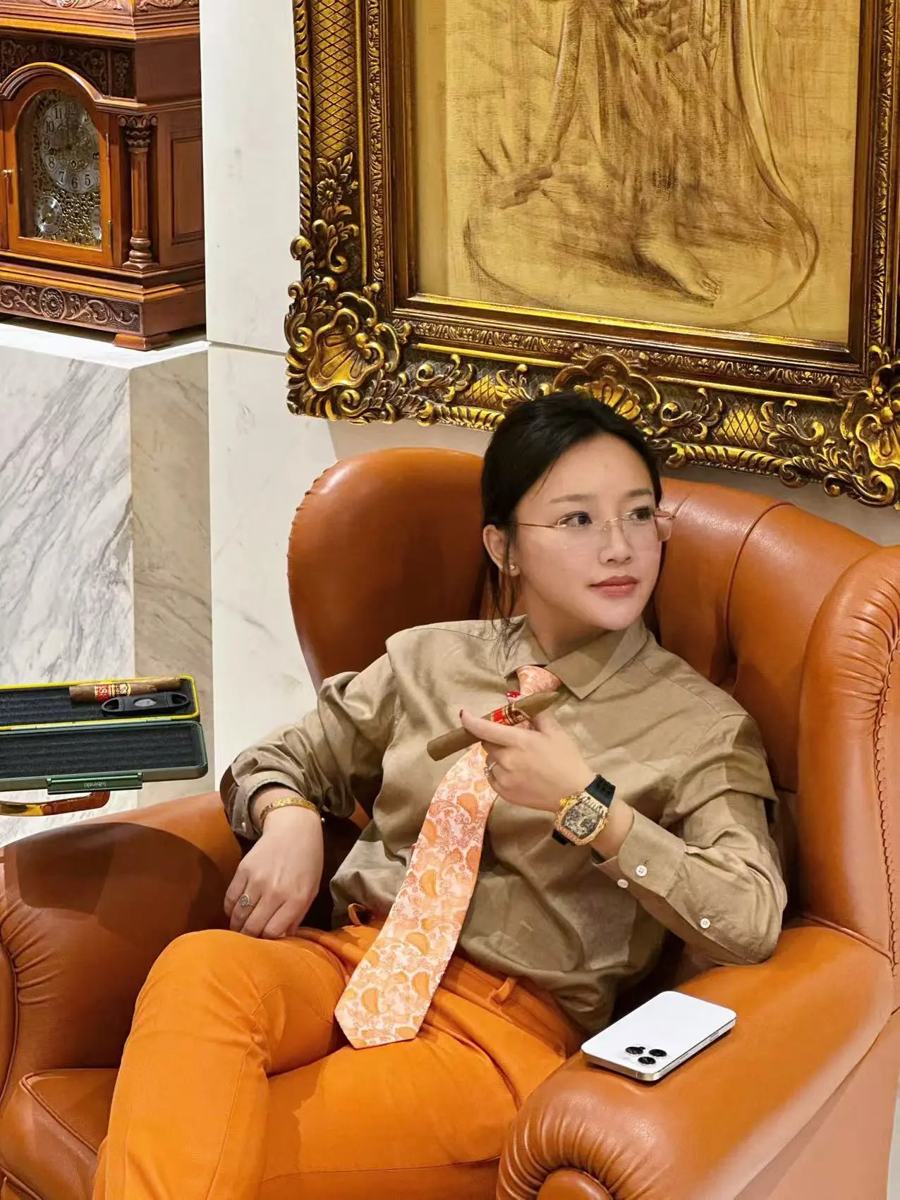 谁能让我再次换上女装是本事 男人都劝我做个女人 后面不是有女人样子吗？自渡自愈