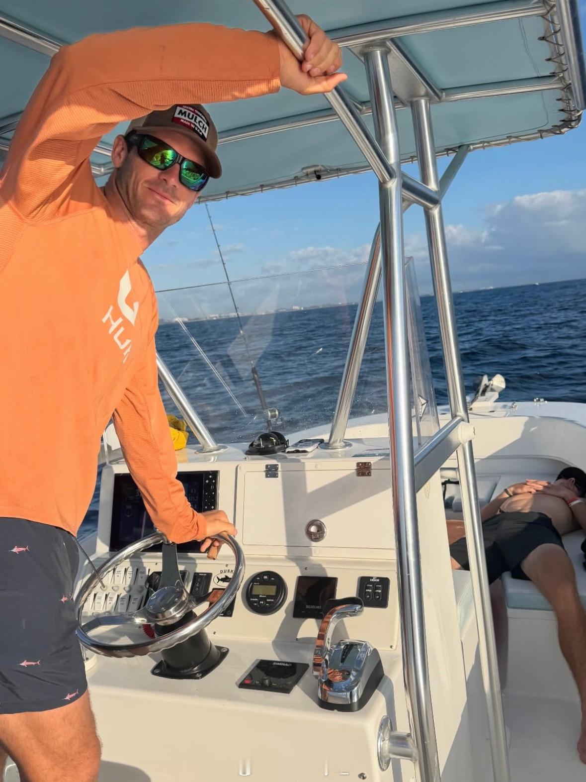 冬训和谁腻歪在一起atpboys