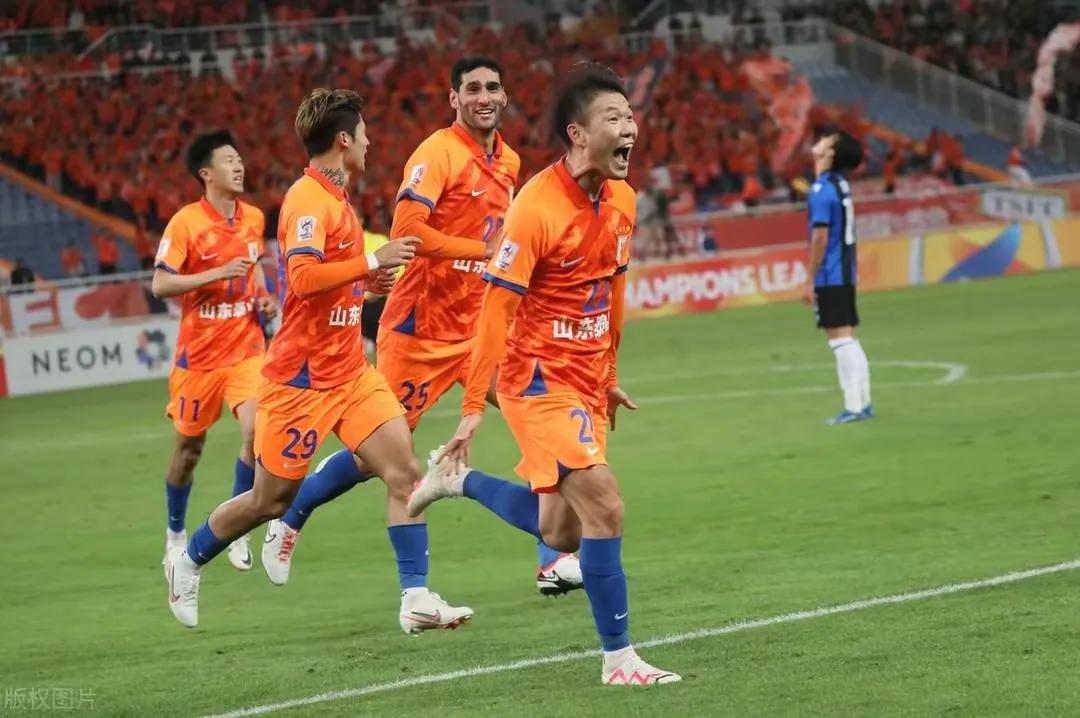 亚冠 山东泰山VS卡雅 赛前发布会出席人员：
Kaya FC：
head coa