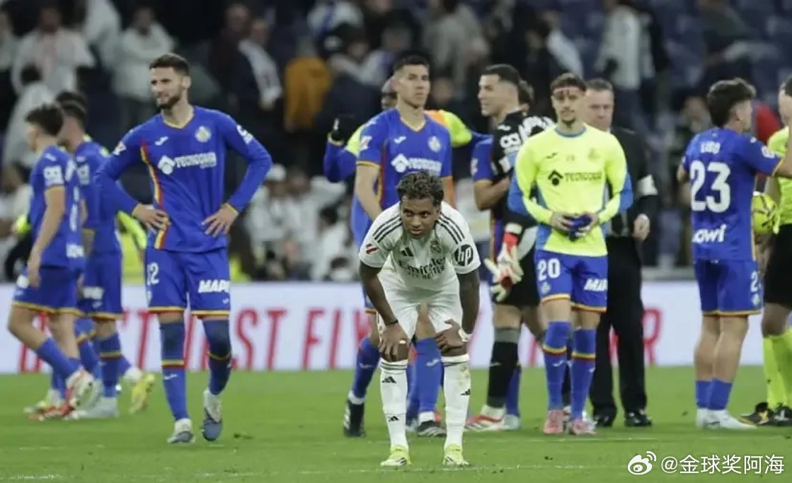 体育 据西班牙《马卡报》报道，皇马前锋罗德里戈今日确诊右膝前十字韧带断裂。这一重