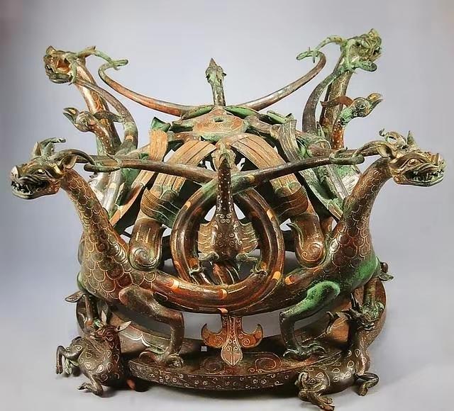 公元前325年，中山国一位名叫公乘得的人，因罪被罚去守陵，他心怀不满却又无处喊冤