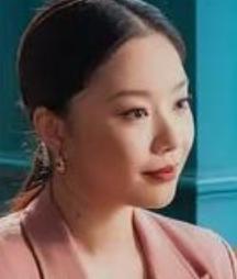 《爱情没有神话》相比《爱情神话》主要差在以下方面：
《爱情神话》100%还原了上