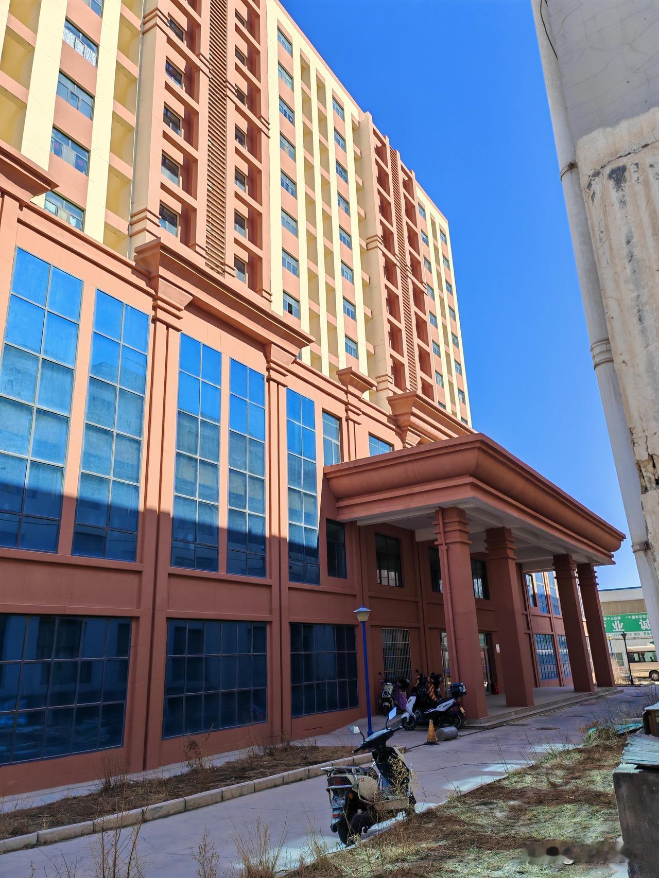 天南地北大拜年通过实拍图来纪念今年过节的景象