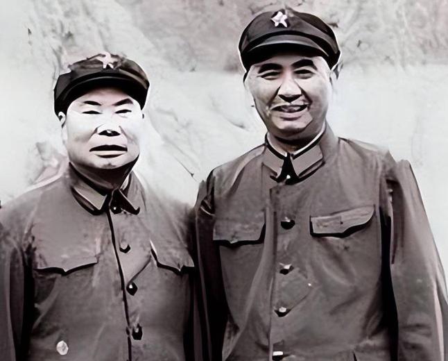 1971年，开国上将杨勇处境艰难，下放农场劳动时摔断右腿，在北京301医院治好后