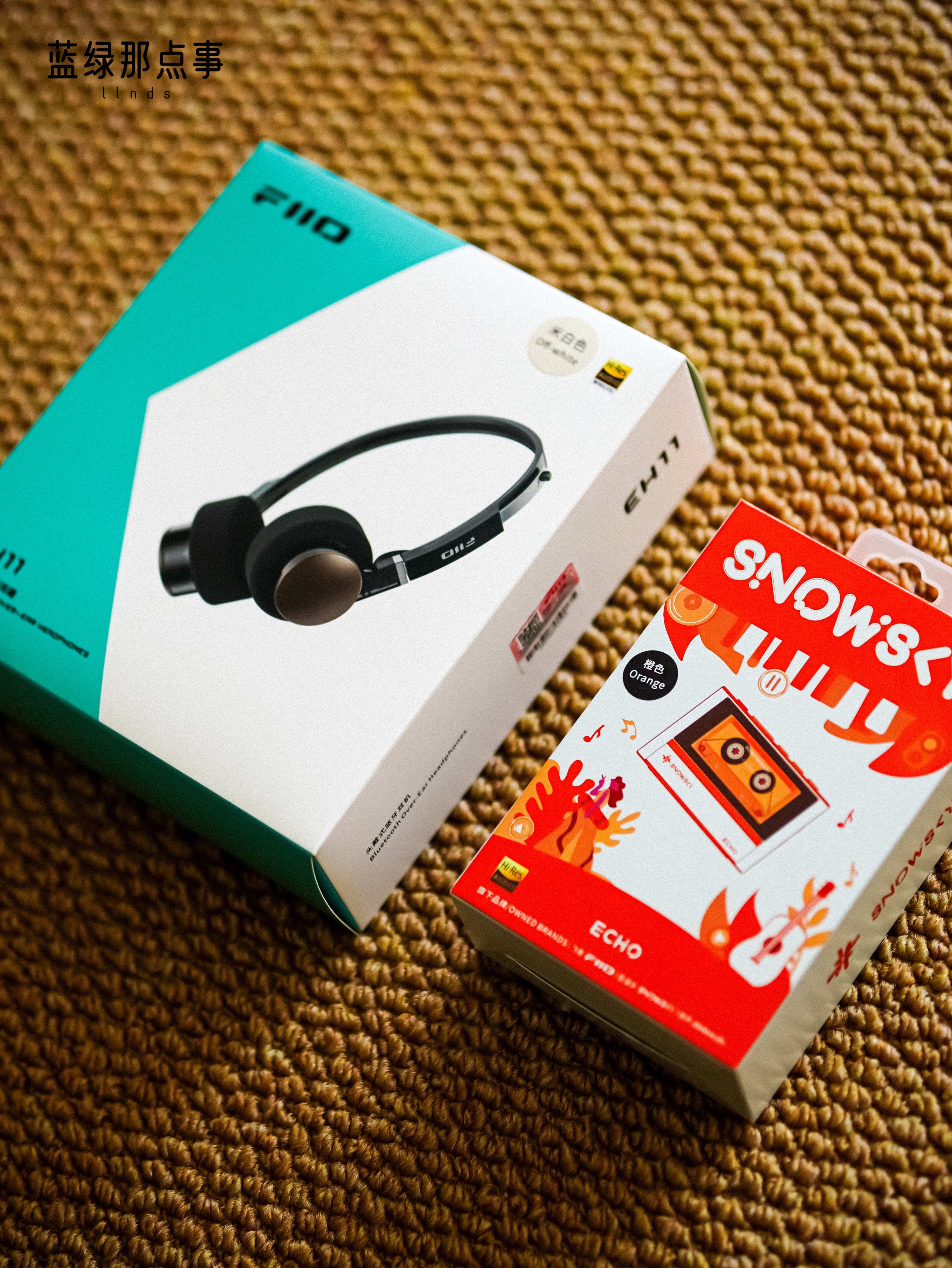 网上总说，这个时代亏欠了80、90后太多。但唯有那些年的华语乐坛，给了我们一整代