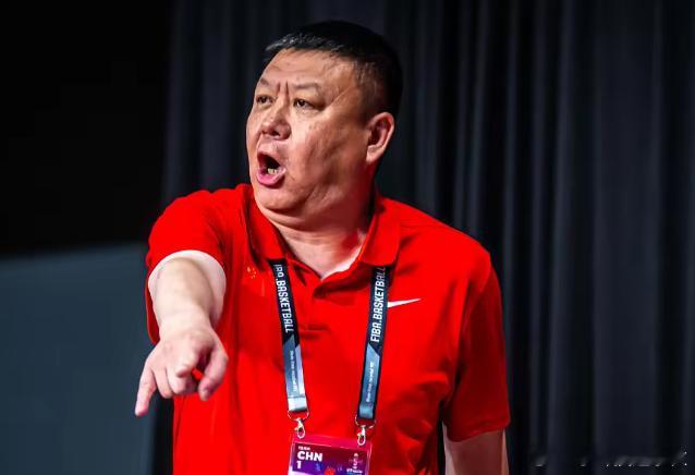 王建军：身体素质天生的无法弥补，我们外线命中率比较低6月29日讯 U17男篮世界