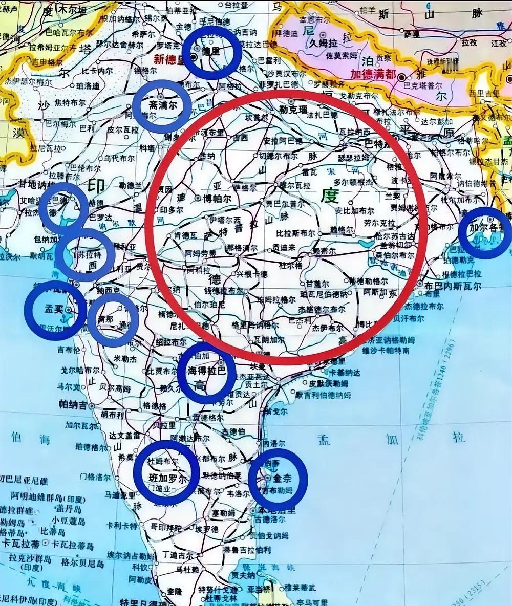 印度10大城市地位：
1. 孟买（Mumbai）
印度经济第一城，金融中心，宝莱