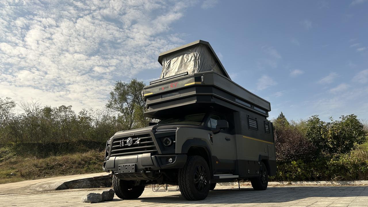 看了整整3年房车，当年在部队里对东风就有情怀，终于在26年初完成了多年的心愿，提