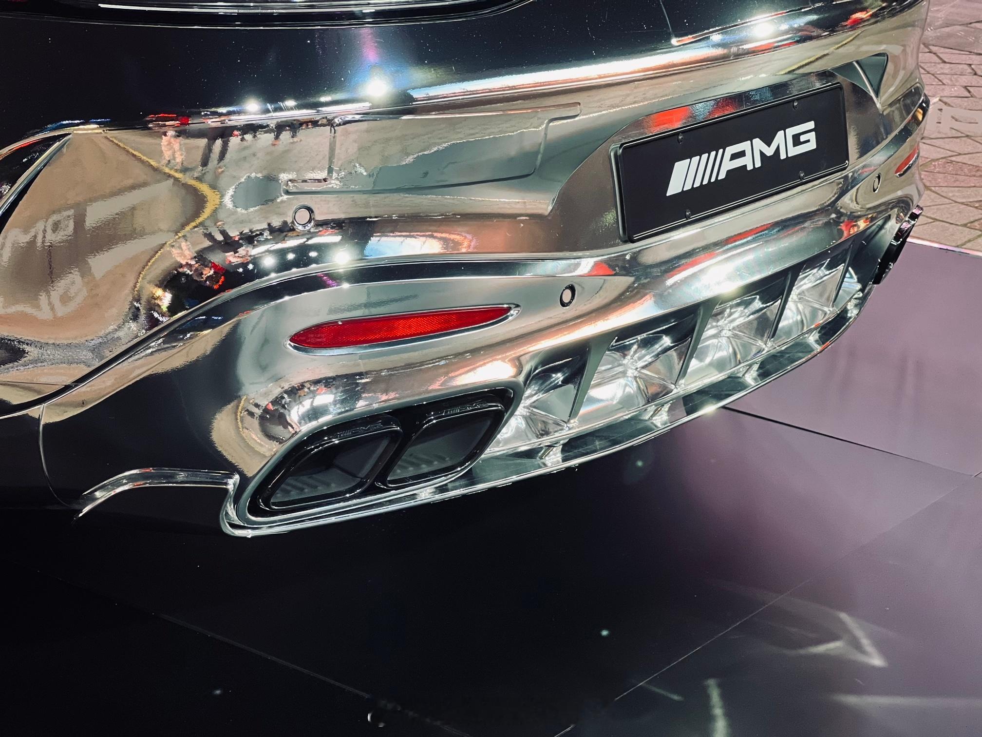 天天特种兵… 还是要来看看TaSacai x AMG｜GT63 S（C192） 