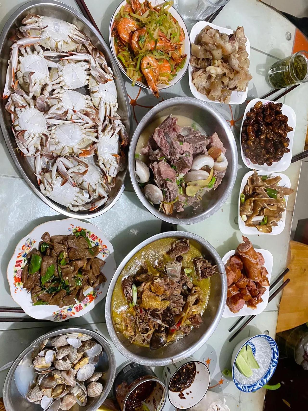 中秋节是在婆家过还是娘家过呢？
每年的端午节，还是中秋节
姑姐们都会回婆婆家这过