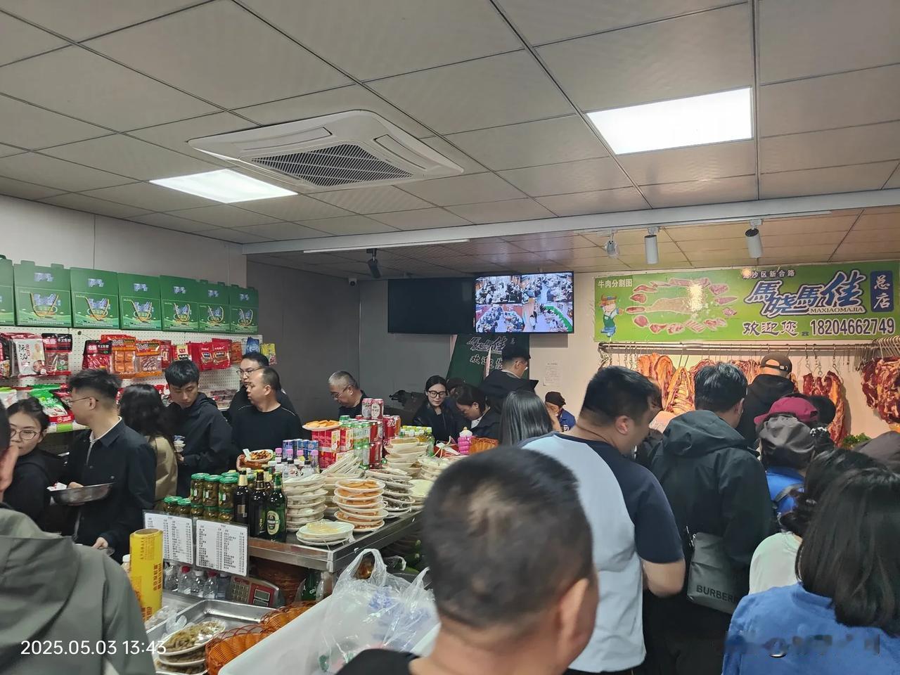 齐齐哈尔最为人熟知的莫过于他的烤肉，可能是黑龙江跟内蒙古搭界的地理位置因素使得这