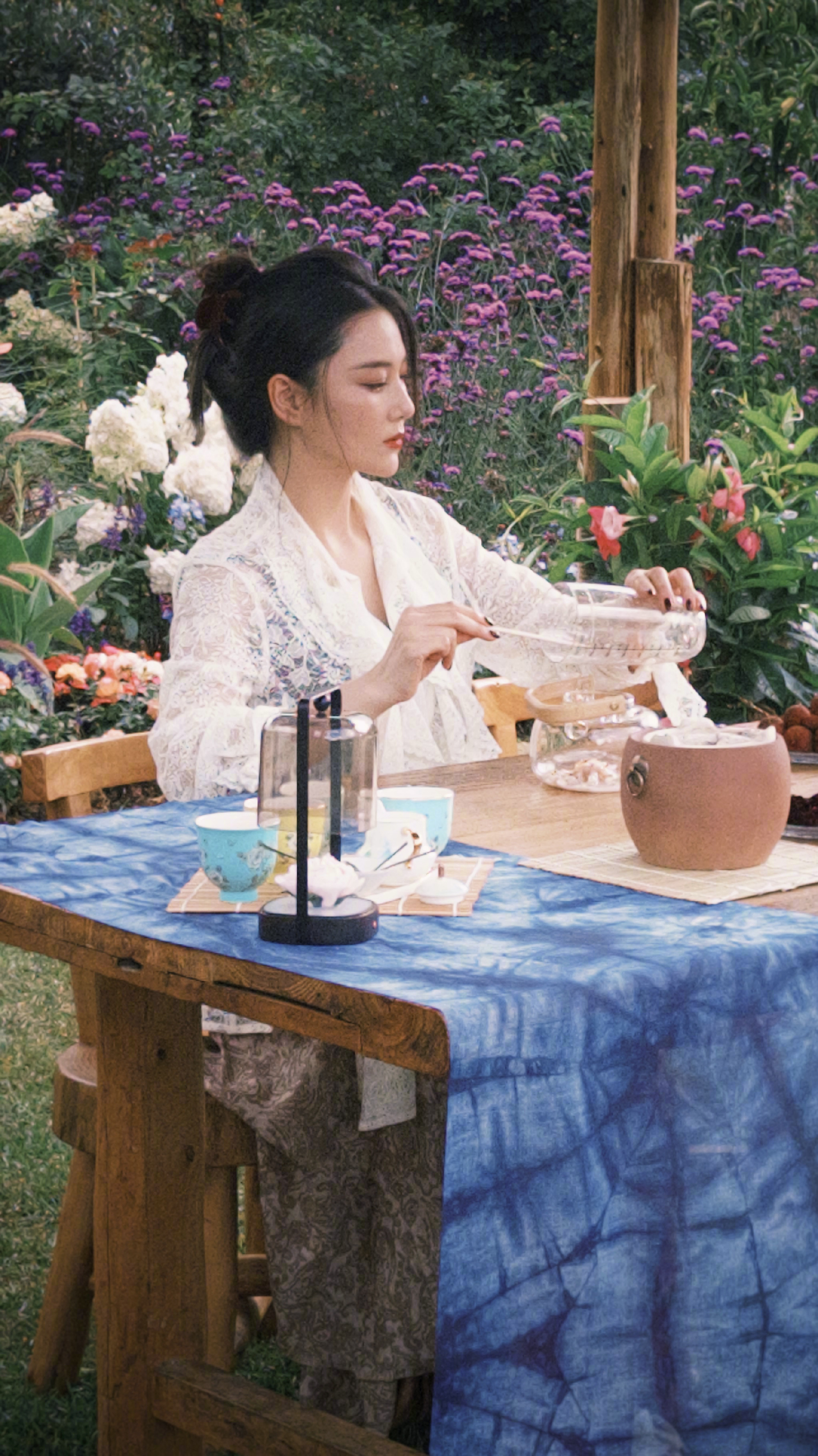 张馨予怎么总是能遇见彩虹，每天都好美呀，今晚六点不见不散啦[嘻嘻][嘻嘻] ​​