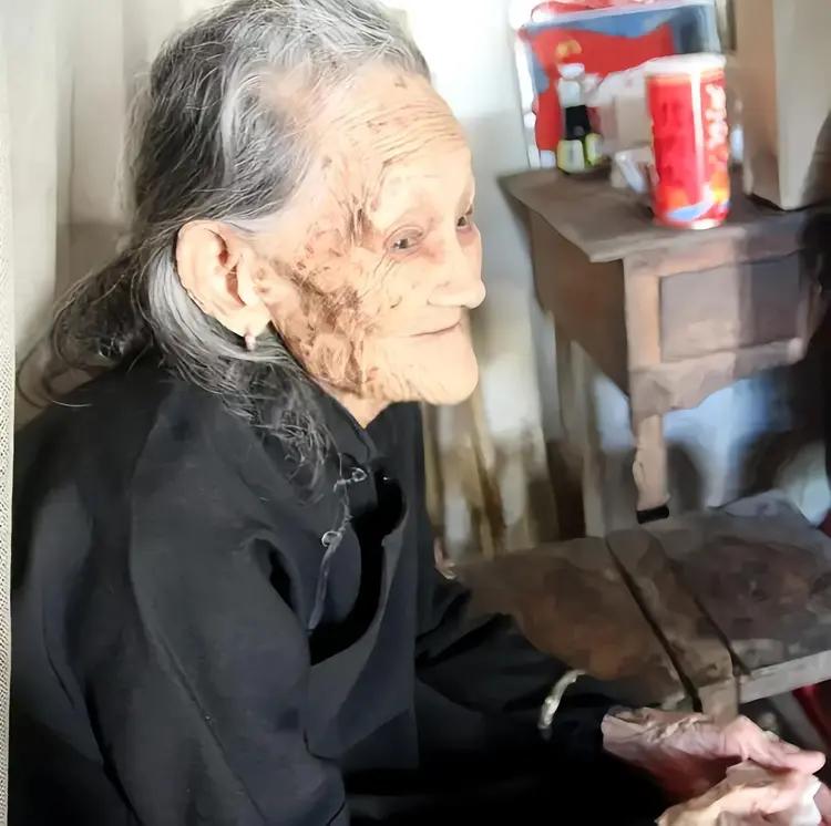 卓天妹（1925-2020年3月17日）是海南省陵水县人，原二战时期日军“慰安妇