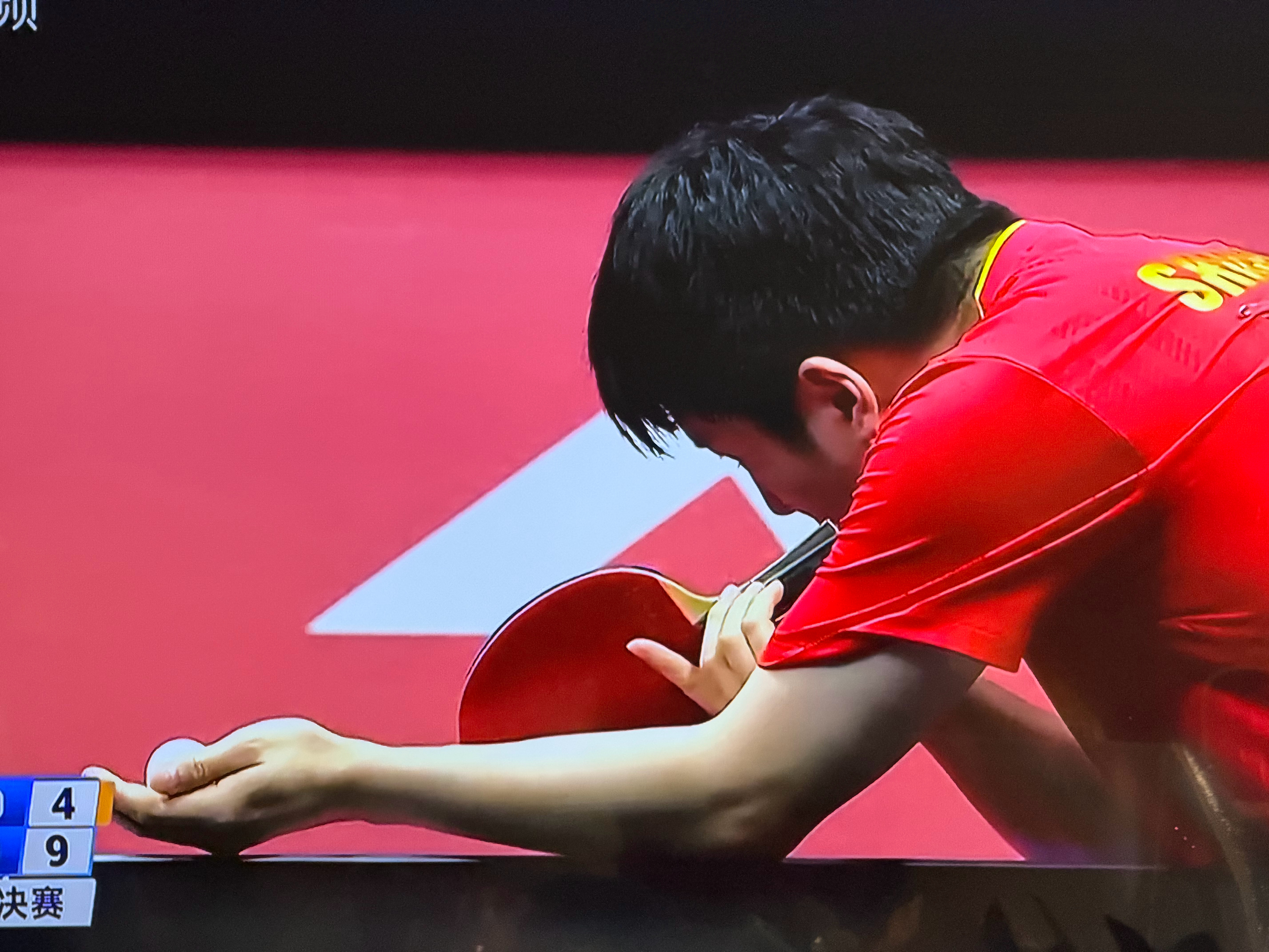 虽然樊振东一开始落后，但感觉一点不慌