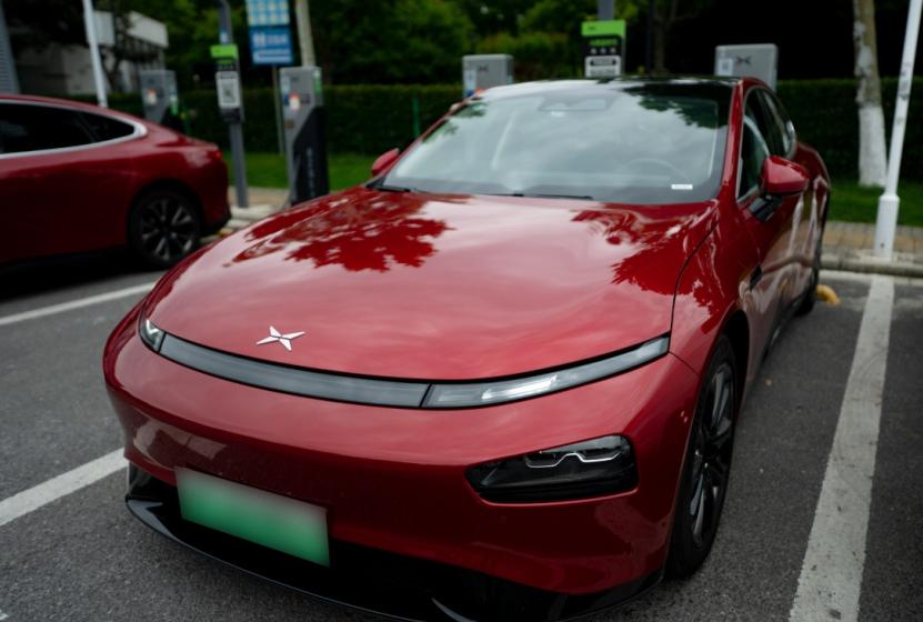 2021年的小鹏P7，当时落地要多少钱？我看见有个车主在卖自己的爱车了，才开了1