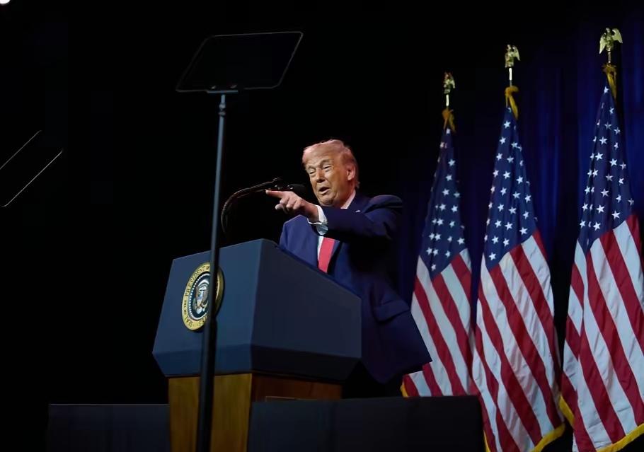 特朗普也有害怕的时候？当地时间1月6日，特朗普当天在华盛顿举行的众议院共和党籍议