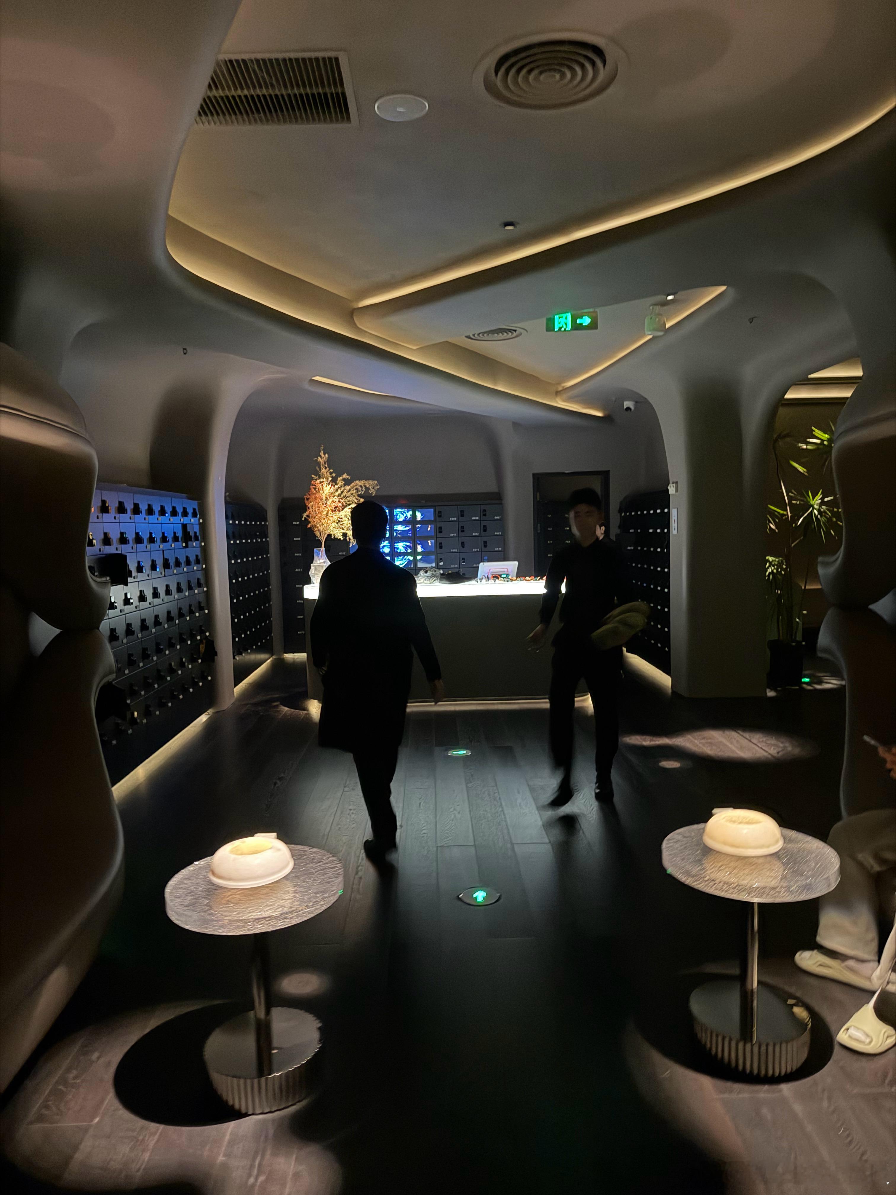 老婆在家带娃辛苦了 今儿来陪她做个spa跟姚老板混一天吃9顿 杭州·哗哗世界