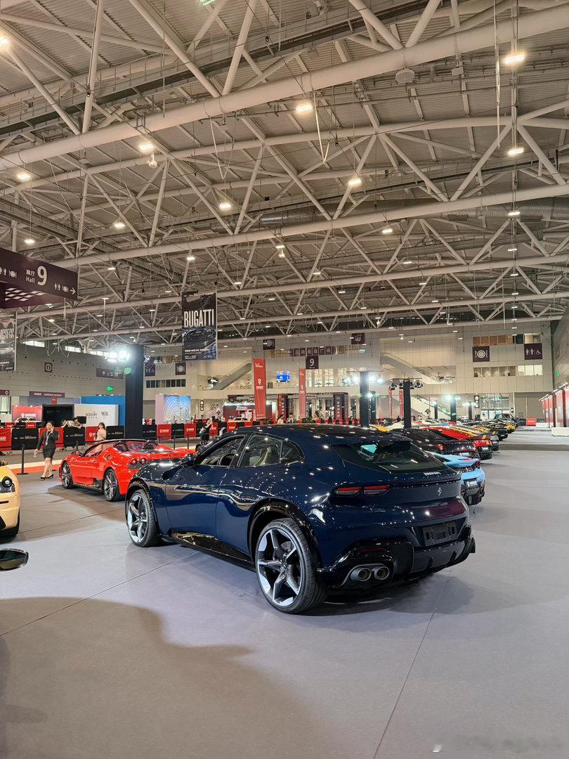 本来想发这一周的近期所见 可是发现光周五去大湾区车展的豪车馆就18张都发不下了 